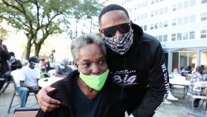 MASTER P AND BIG POPPA RESTAURANT FEED THE ELDERLY IN THE COMMUNITY